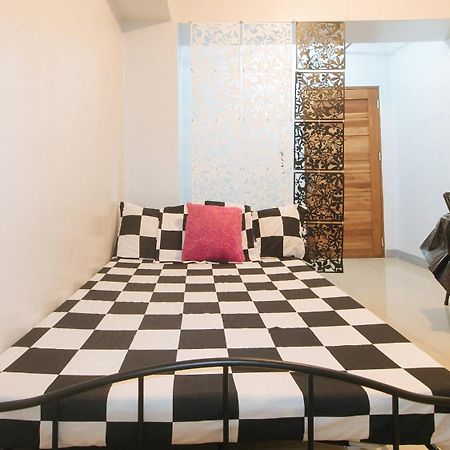 Budget Backpackers Transient House Near Naia By Reddoorz Pasay Exterior foto